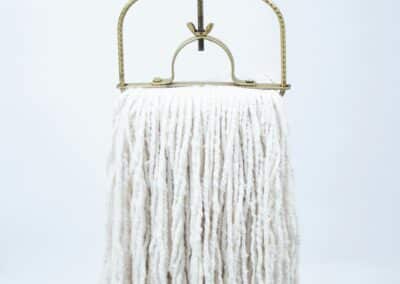 cleaning 11 string mop